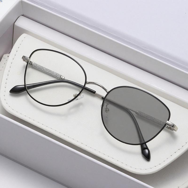 New Stylish Metal Frame Photochromic Women's Myopia Glasses Ultra Light Neutral Display White Anti Blue Light Glasses Quality