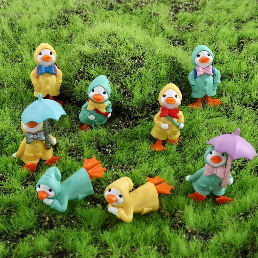 Garden Raincoat Duck Animal Resin DIY Ornaments Figurine Cake Decoration Micro Landscape Miniature