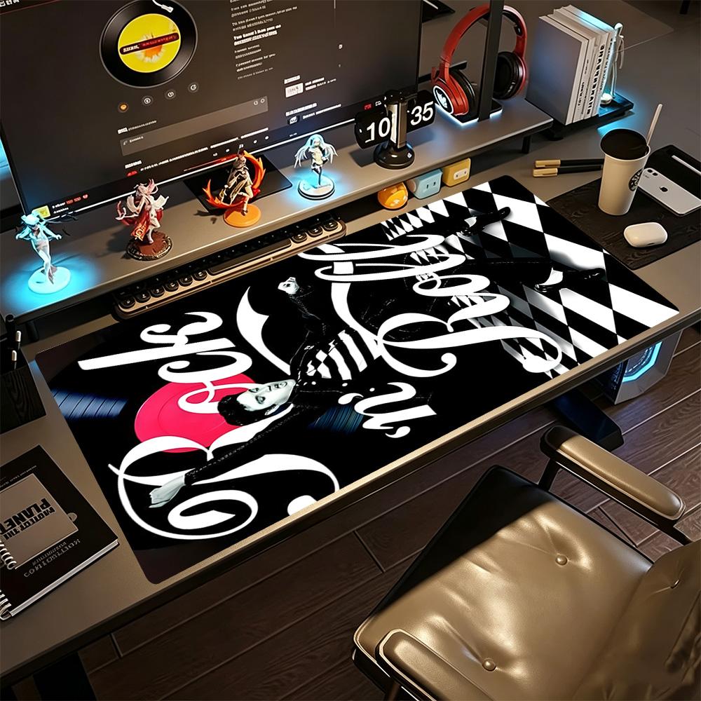 Elvis Presley Large Mouse Pad Gaming Laptop Mouse Pad Study Desk Mat Non-Slip Rubber Bottom Perfect for Office Laptop Gaming Setup