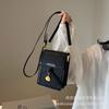 Summer messenger small bag women's 2025 new trendy small square bag high-end shoulder bag popular super hot mobile phone bag