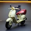 1:12 Vespa 946 Alloy Classic Leisure Motorcycle Model Diecasts Metal Street Retro Motorcycle Model Sound and Light Kids Toy Gift