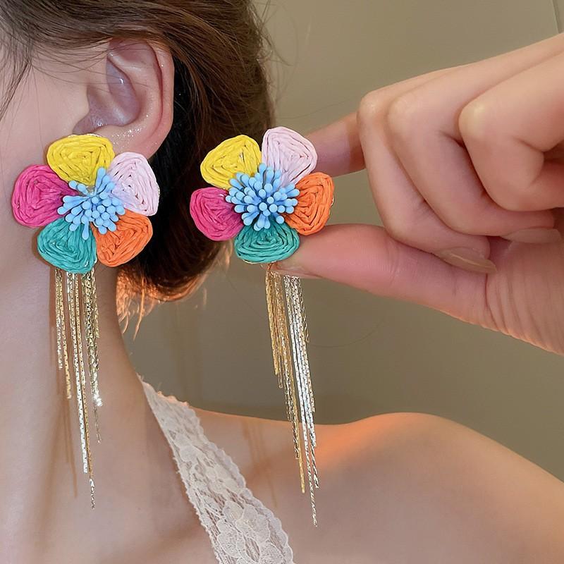 Серебряная игла шифоновый цветок бахрома гвоздики сладкие серьги в стиле Мори дофаминовые серьги нишевый тренд универсальные серьги модные женские