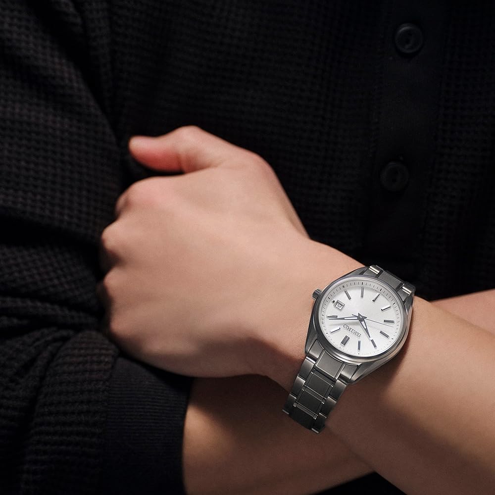 Мужские солнечные радиоуправляемые часы Seiko Selection SBTM337 Белый циферблат Сапфировое стекло Титановый корпус и браслет