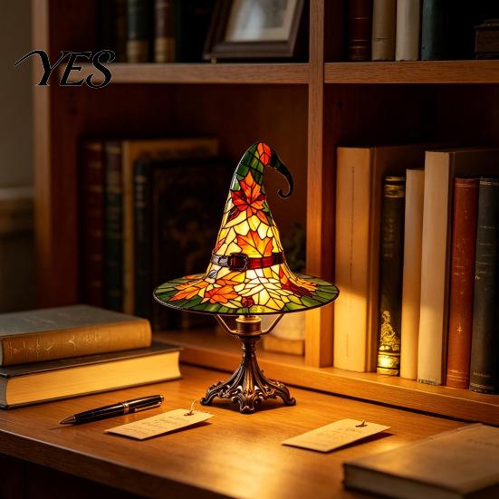 Small USB Powered Lamp Retro Witch Hat Desk Lamp, Plug-in Night Light, Stained Glass Style Resin Table for Halloween Autumn Thanksgiving Home