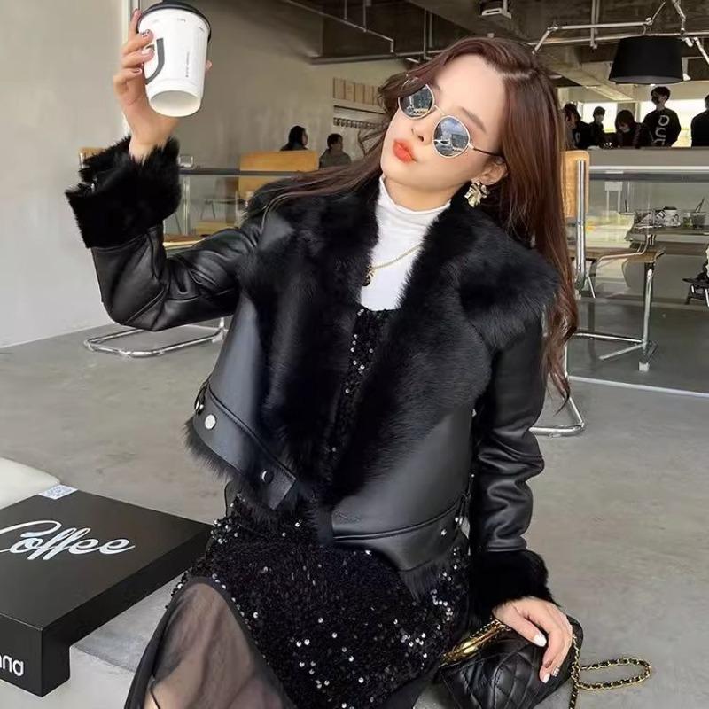 Autumn and Winter New Velvet Celebrity Daughter Gold Wind Big Lapel Imitation Fox Hair Pie Overcome Locomotive Suit Leather Jacket Short Coat Women