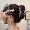 Women Hair Claw Heart Decor Anti-slip Teeth Plastic Material Hair Clip Large Size Shark Back Head Hair Claw