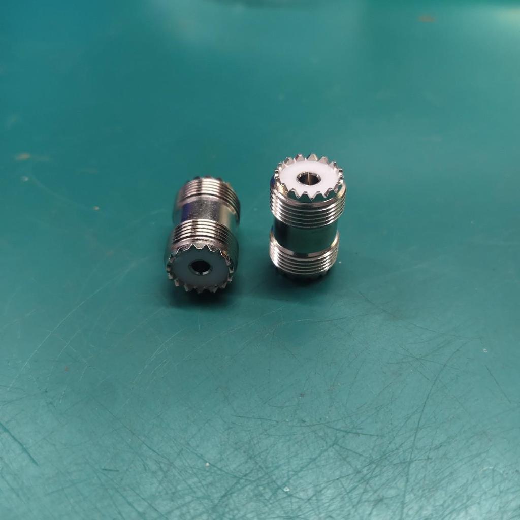 UHF 16-Teeth Female to Female Connector