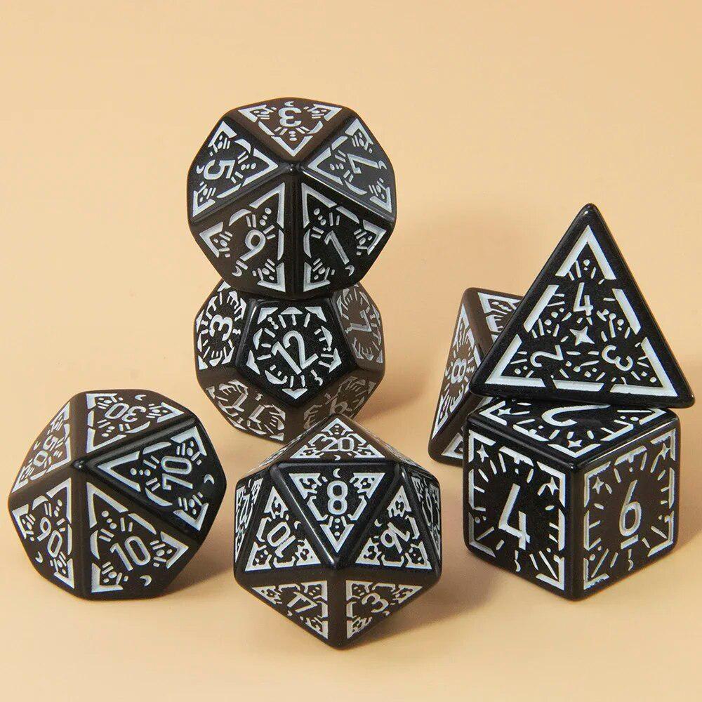 Набор многогранных кубиков DND, 7 шт. D4-D20, удивительные игровые кубики с гравировкой для сувенирных развлечений, ролевых игр, настольная игра