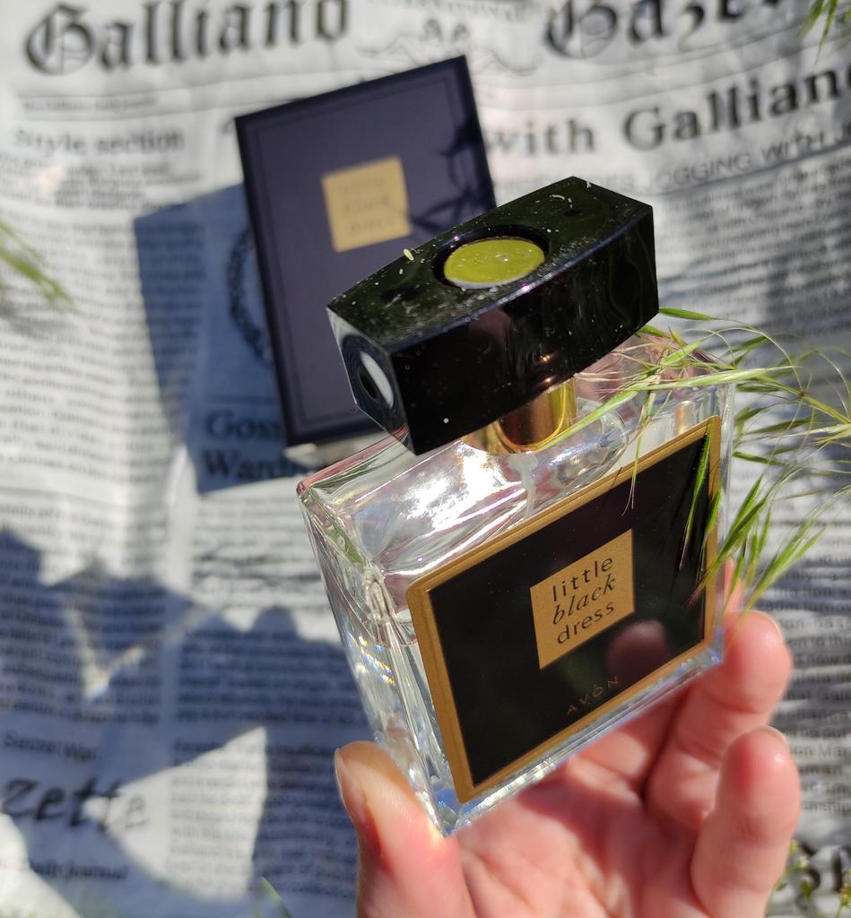 Парфюмерная вода Little Black Dress AVON для нее 50 мл