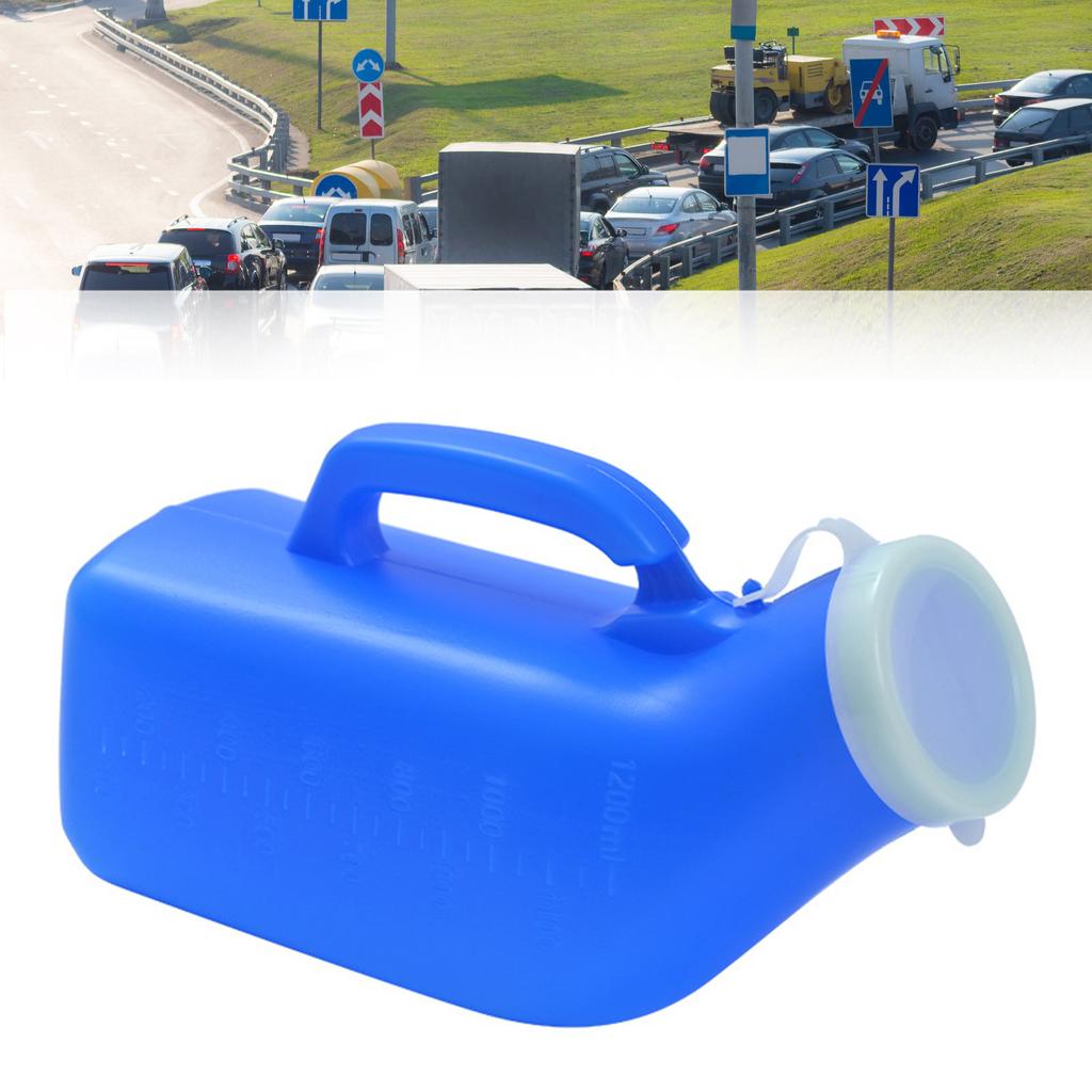 Urinal For Men Spill Proof Men's Potty Portable Urinal Pee Bottle 2000 ML For Home Camping Car Travel