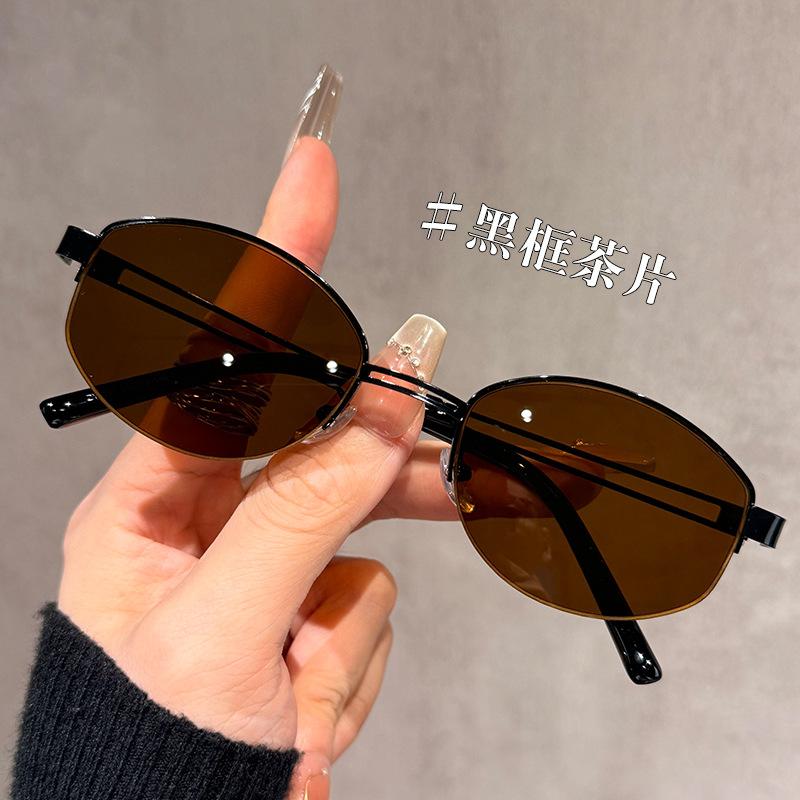 Vintage Old Money Style Metal Half-Rim Sunglasses for Women, Sun Protection, High-End Black Glasses, Hong Kong Style Fashion Sunglasses