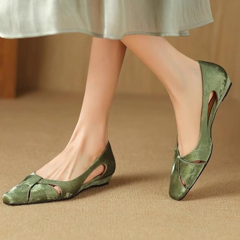 2024 Новые полые дышащие туфли с квадратным носком без застежек, однотонные, с квадратным каблуком, темпераментные, модные и универсальные летние женские туфли