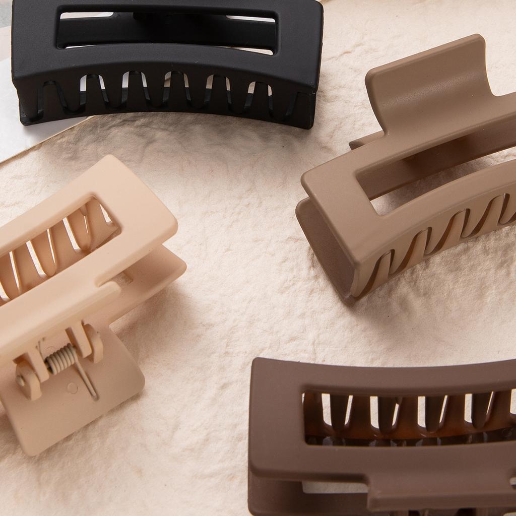 1-4PCS Classic Cream Grab Clip Female Frosted Clip Headdress Premium Feeling Large Shark Clip Hair Grip