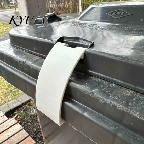 Easy Install Bin Buckle Trash Can Lid Cover Clip, Retainer Yard Waste Holder Snap-on Pipe Decor Cover, Weatherproof Outdoor Garbage Fastener Universal