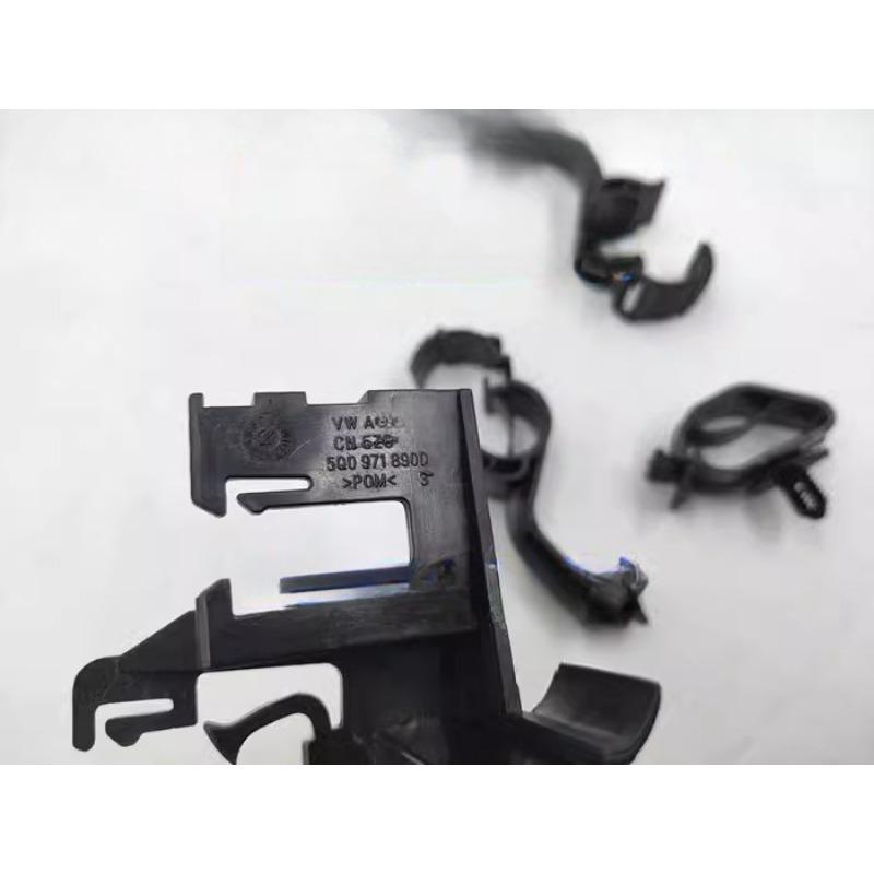 Oxygen Sensor Harness Bracket for VW C-Trek Golf 7 Magotan B8L Lamando Phideon Tiguan L Touran 5Q0971890E 5Q0971848C L5Q0971848B