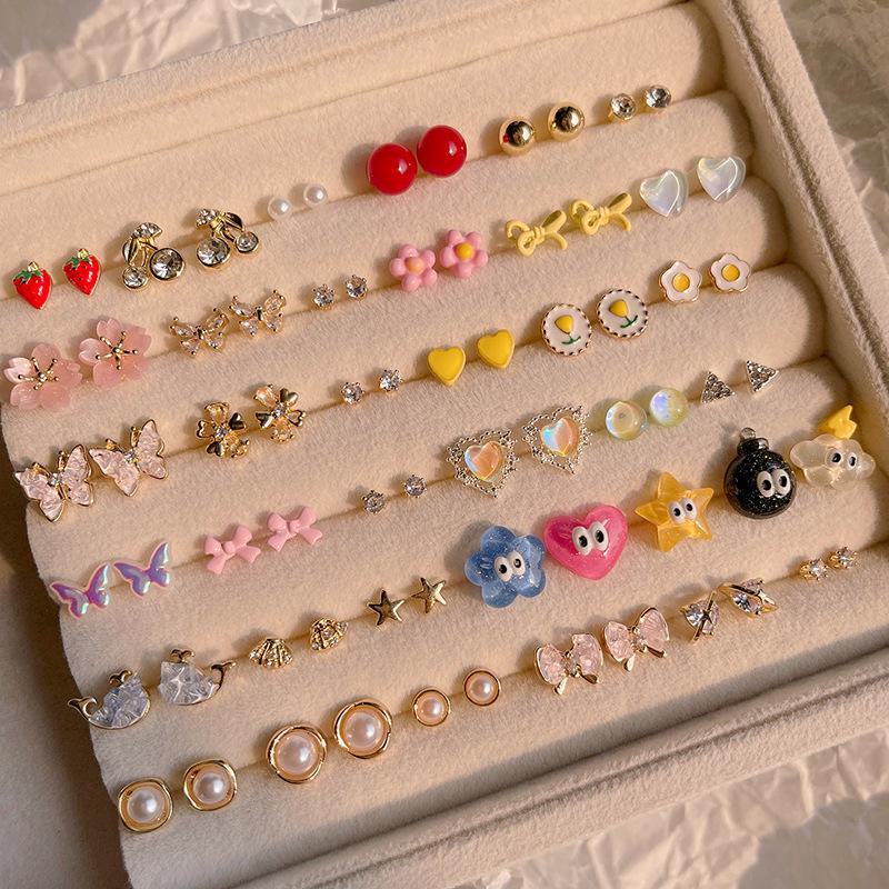 «Набор для пирсинга ушей с жемчугом в корейском стиле»: Маленькие, универсальные серьги для студентов — элегантные и простые ювелирные изделия высокого класса.