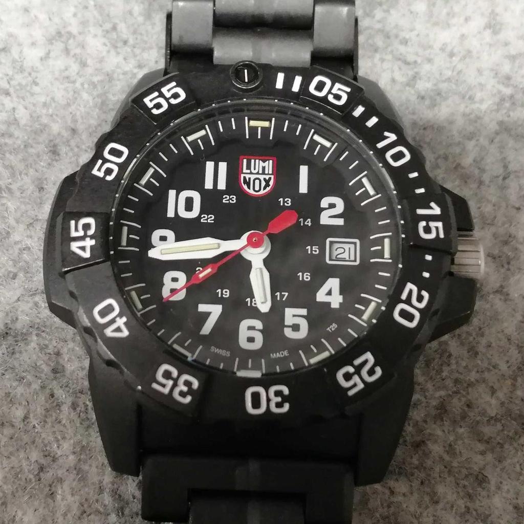 Б/у Кварцевые аналоговые часы LUMINOX 3502.L