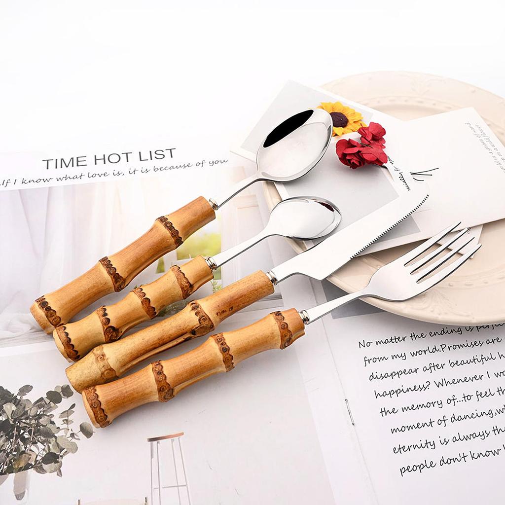 Роскошный набор столовых приборов из бамбука из 24 предметов - прочная серебристая посуда из нержавеющей стали с держателем для столовых приборов, зеркальная полировка