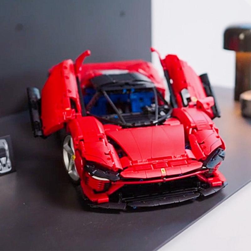 LEGO Technic Ferrari Daytona SP3 Конструктор 3778 деталей 42143