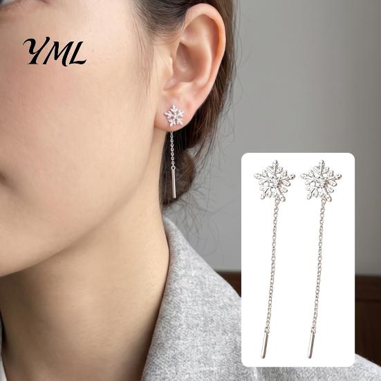 Versatile Alloy Ear Ornaments 1 Pair Snowflake Earrings for Women, Sparkling Dangle Earrings, Winter Long Studs Chain Line Drop Minimalist Christmas