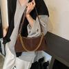 Small Bag Women's New Niche Retro Design High-end Chain Underarm Bag Method Stick Bag Single Shoulder Messenger Bag