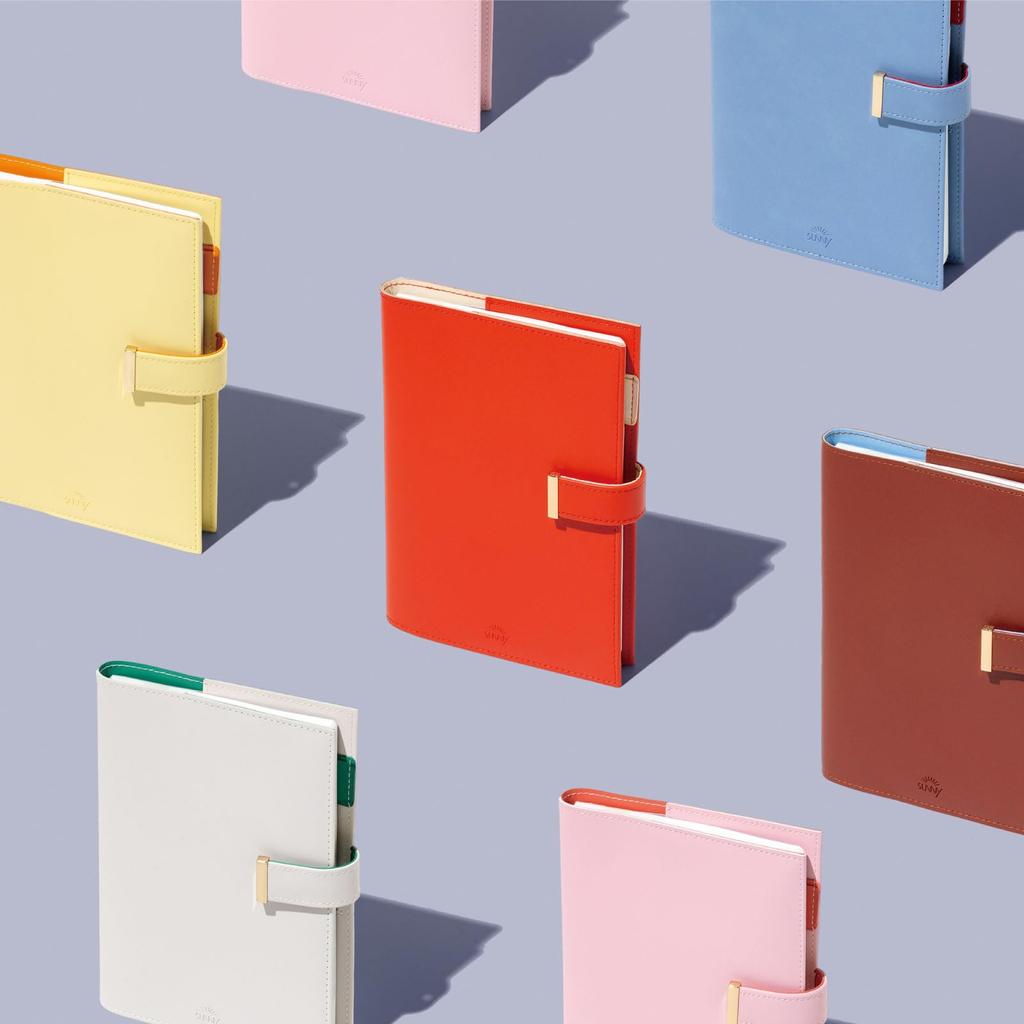 Iroha Publishing 2026 SUNNY TRAD Weekly Planner (Starting January 2026, B6 Size) [Off White] LST-53