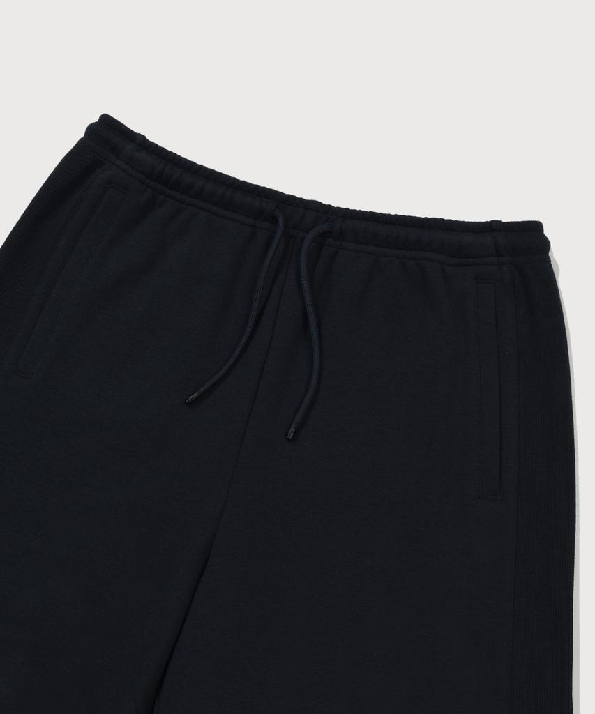 COVERNAT WOMAN Women'S Sweat Shorts Navy