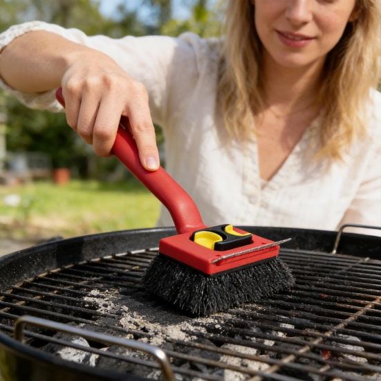 Щетка для чистки гриля со сменными насадками Безопасный скребок для гриля Встроенный удалитель жира Очиститель для барбекю Инструмент для уличного гриля