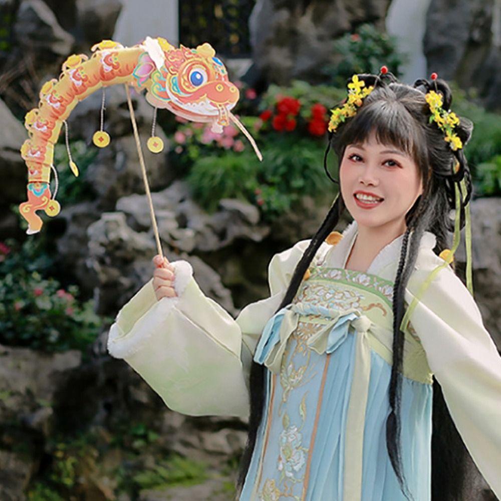 Traditional Lucky Dance Snake Lantern Cute New Year Luminous Lantern Good Luck Decoration