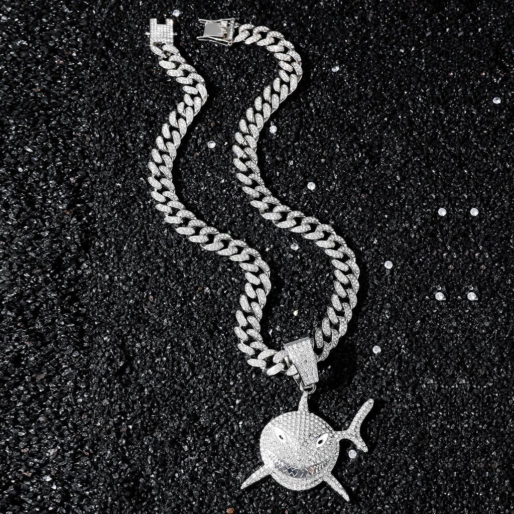 Подвеска в виде акулы с бриллиантами на кубинской цепочке, персонализированное креативное ожерелье с подвеской в стиле хип-хоп