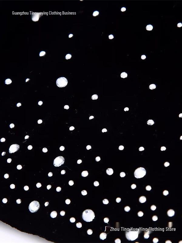 Элегантная мини-юбка из бархата с высокой талией в европейском и американском стиле для женщин - Коллекция Осень/Зима 2026