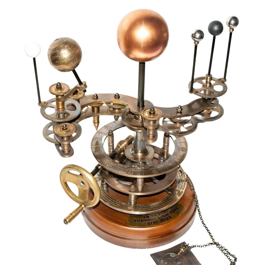 Старинная латунная модель планетария Солнечная система Солнце Земля Луна Болото с деревянной основой