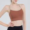 Женский ударопрочный спортивный бюстгальтер с цветными блоками: Быстросохнущий топ для йоги высокой интенсивности со встроенными фиксированными чашками