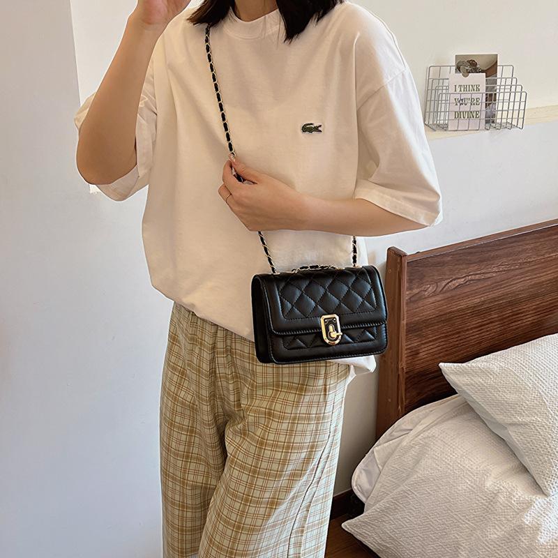 Маленькая сумка с ромбовидной цепочкой 2024 года, новая сумка высокого класса, сумка-мессенджер в иностранном стиле, модная трендовая сумка через плечо, маленькая квадратная сумка