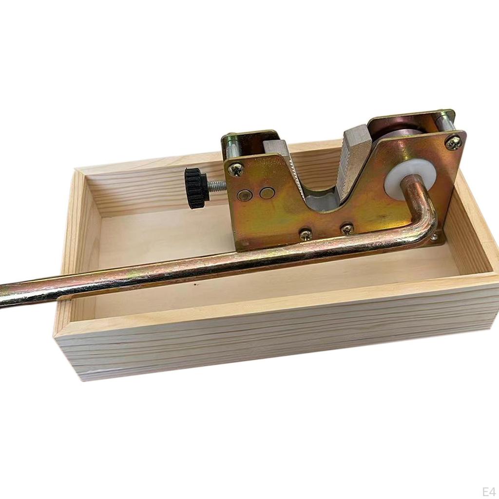 Легкий орехокол для макадамии и орехов пекан