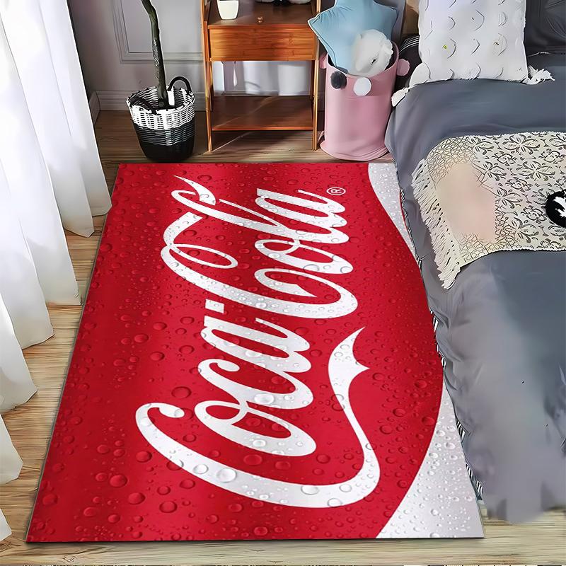 """Красная ковровая дорожка с логотипом Coca-Cola и текстурой капель воды"" Подходит для использования в качестве противоскользящего покрытия для диванов в гостиной и спальне"""