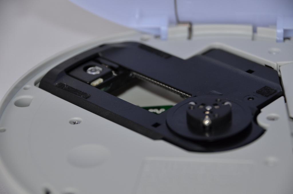 Sony CD Walkman Белый W D-EJ002