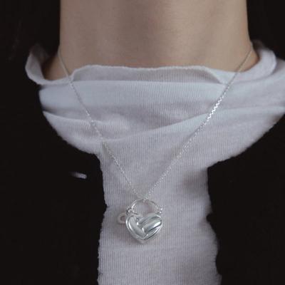 COLLECT SYNERGY подвеска-кулон на цепочке с вязаным сердцем