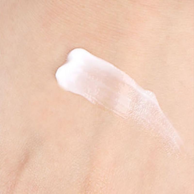 Non Sticky Eye Cream For Women With Moisturizing Effect For Eye Problems 40ml