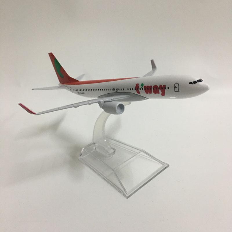 16 см Литой Металл Корея Авиакомпания T Way B737 Модель Самолета Игрушка для Домашнего Декора Подарок Витрина Коллекция
