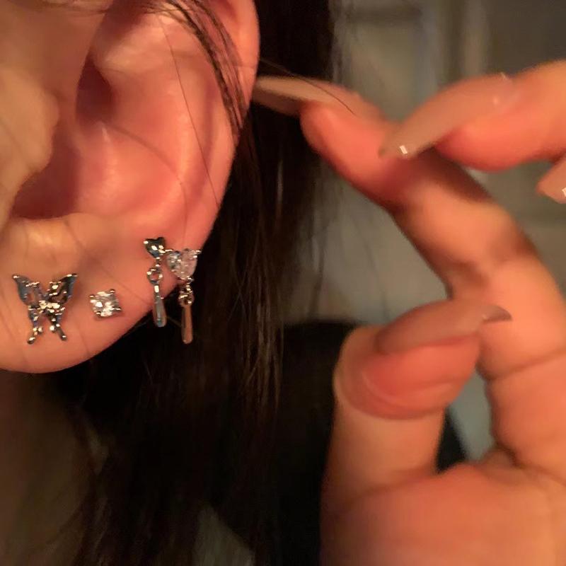 6Pcs/Set Design Sense Butterfly Earrings Sets Butterfly Heart Circle Stud Earrings Punk Jewelry