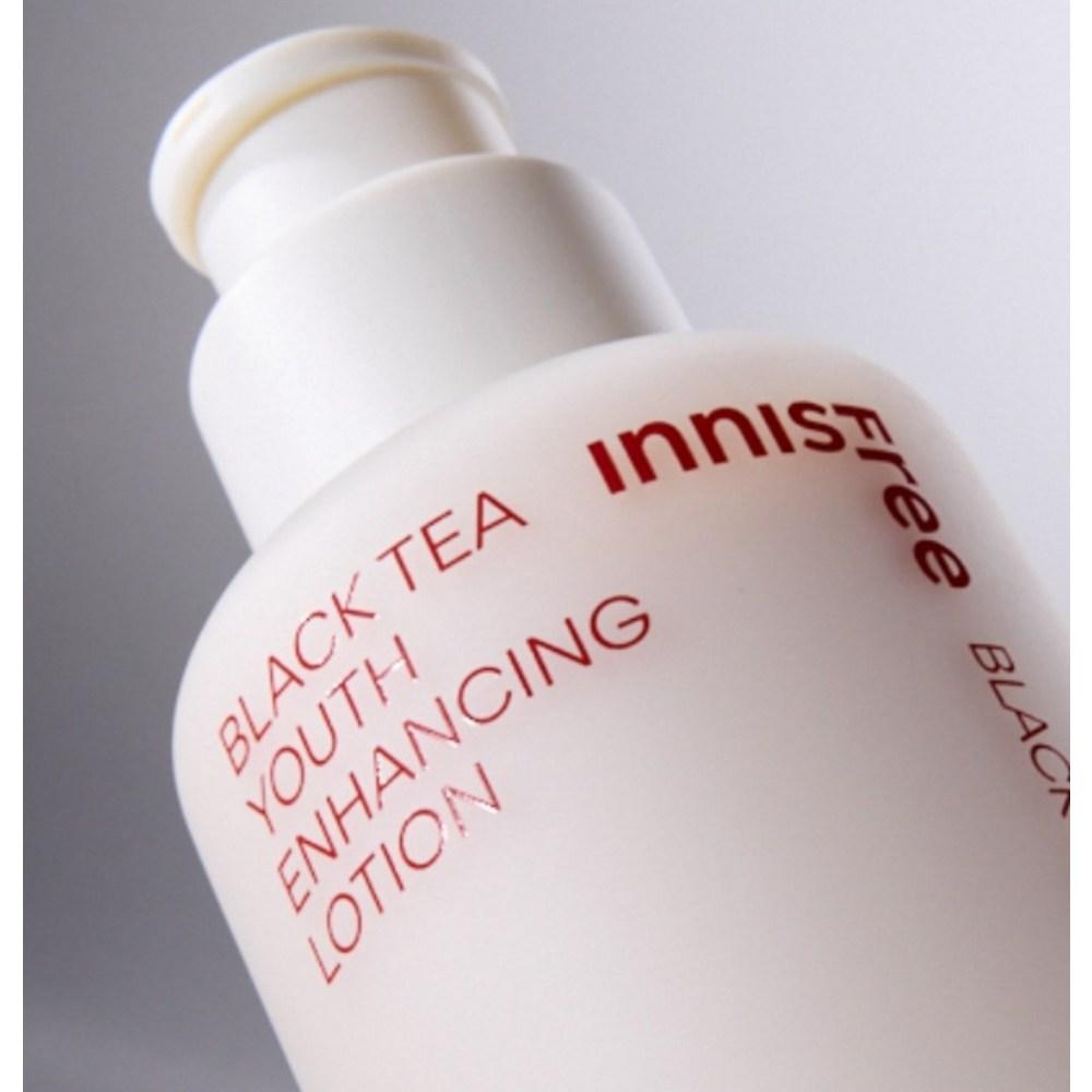 Innisfree Набор для ухода за кожей Black Tea Youth Enhancing, 1 набор