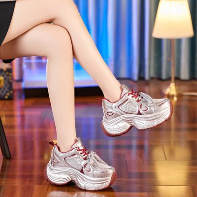 Женские кроссовки «папины кроссовки» весна 2025 новинка универсальные дышащие сетчатые повседневные спортивные туфли на толстой подошве с внутренней платформой, увеличивающие рост