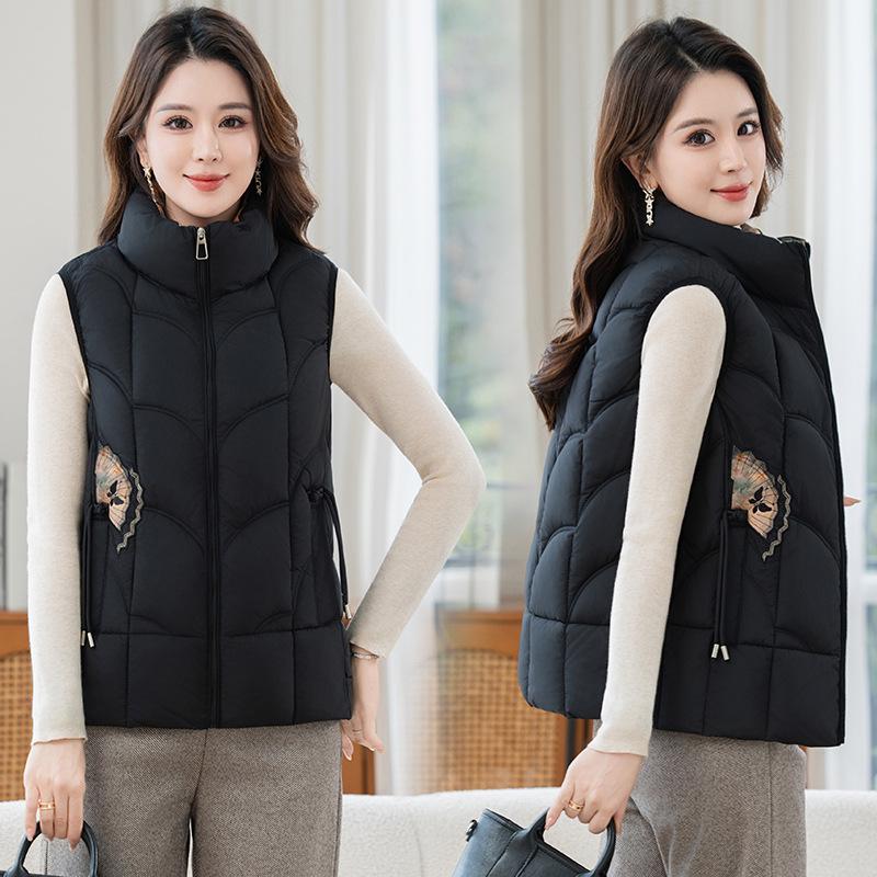 Winter new cotton clothes vest warm stand-up collar vest middle-aged and elderly women's clothing casual mother clothing embroidered loose coat