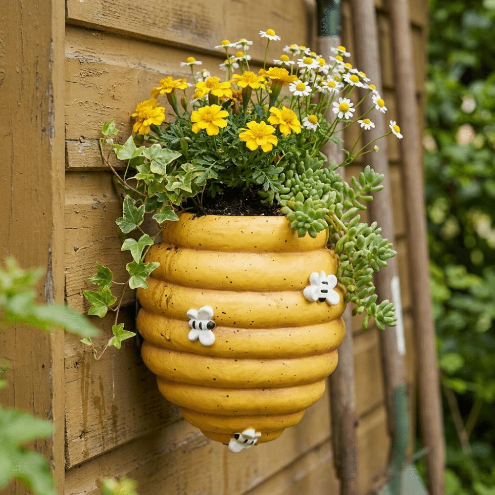 Rustic Honeycomb Flower Pot Cartoon Succulent Pot Unique Wall Mounted Flower Pot Office