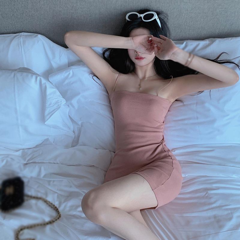 Женское платье Облегающее платье-майка с открытой спиной