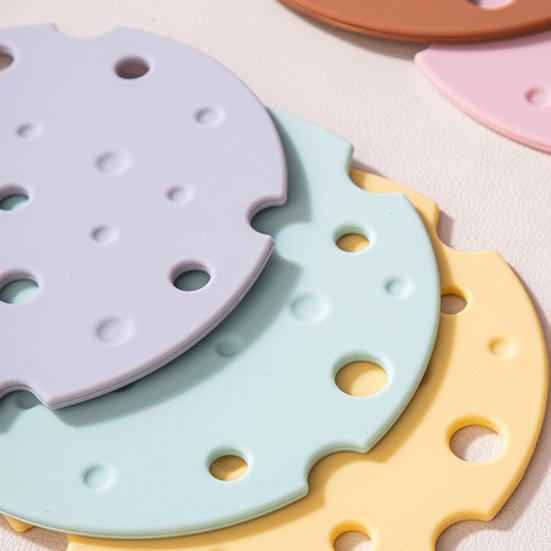 Silicone Trivet Heat Resistant Pot Holder for Hot Pans Casseroles Non-Slip Dishwasher Safe Decorative Kitchen Mat