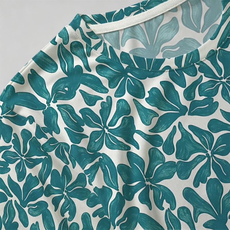 Plus Size Women's Relaxed Floral T-Shirt Soft Casual Short Sleeve for Daily, Loungewear & Office Wear