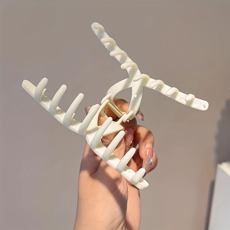 Simple Bright Face Claw Clip Four Seasons All match Women's Bun Hair Clip Large Shark Clip Back of the Head Temperament Hairpin Headwear