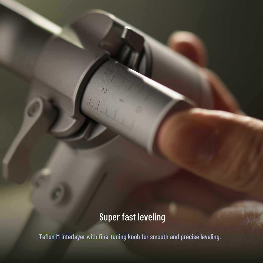 Легкий 3-осевой стабилизатор для смартфона DJI RS 4 Mini с функцией интеллектуального отслеживания